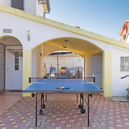 Amazing In Betiga With Kitchen Holiday home