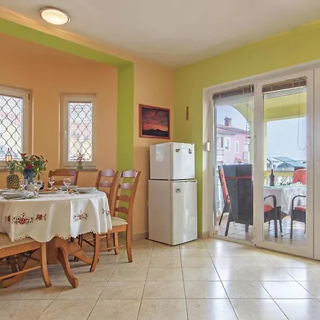 Holiday home Amazing In Betiga With Kitchen
